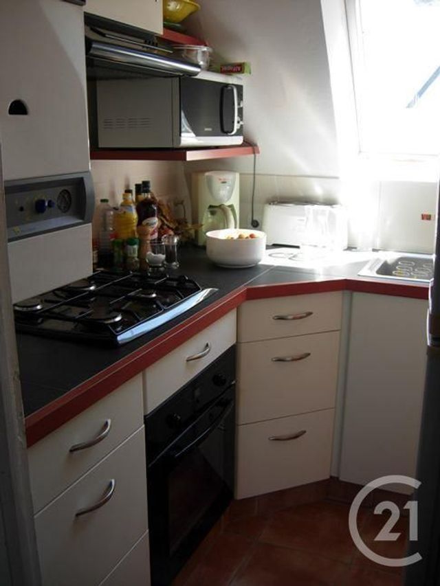 Appartement F3 à louer - 3 pièces - 41.7 m2 - ST GILDAS DE RHUYS - 56 - BRETAGNE - Century 21 Saint Gildas Appartement F3 à louer - 3 pièces - 41.7 m2 - ST GILDAS DE RHUYS - 56 - BRETAGNE - Century 21 Saint Gildas