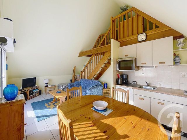 Appartement Duplex à vendre - 3 pièces - 35.0 m2 - ST GILDAS DE RHUYS - 56 - BRETAGNE - Century 21 Saint Gildas